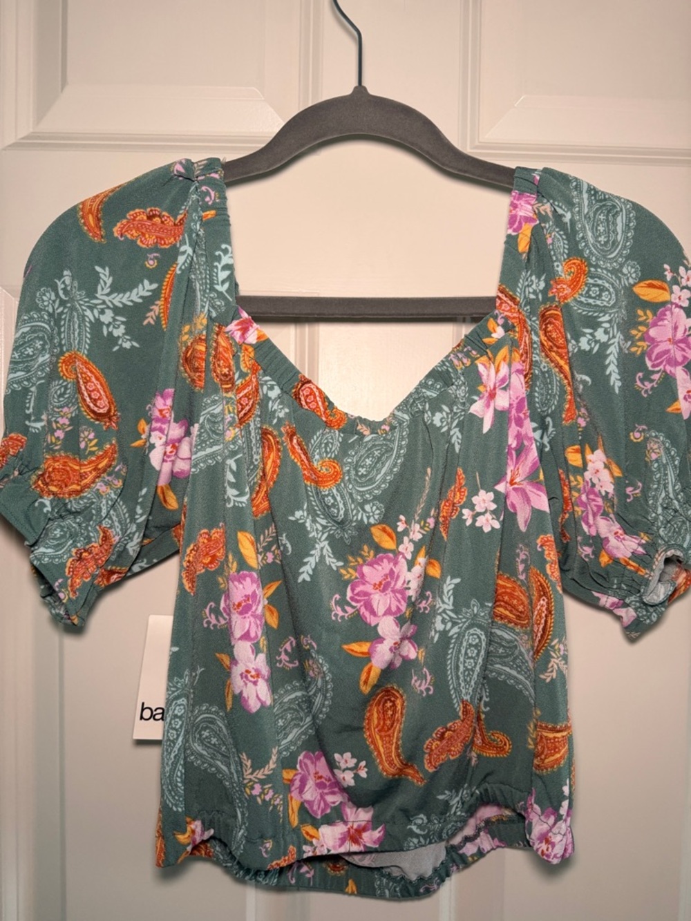 Green Floral Off-Shoulder Top - Picture 2 of 2